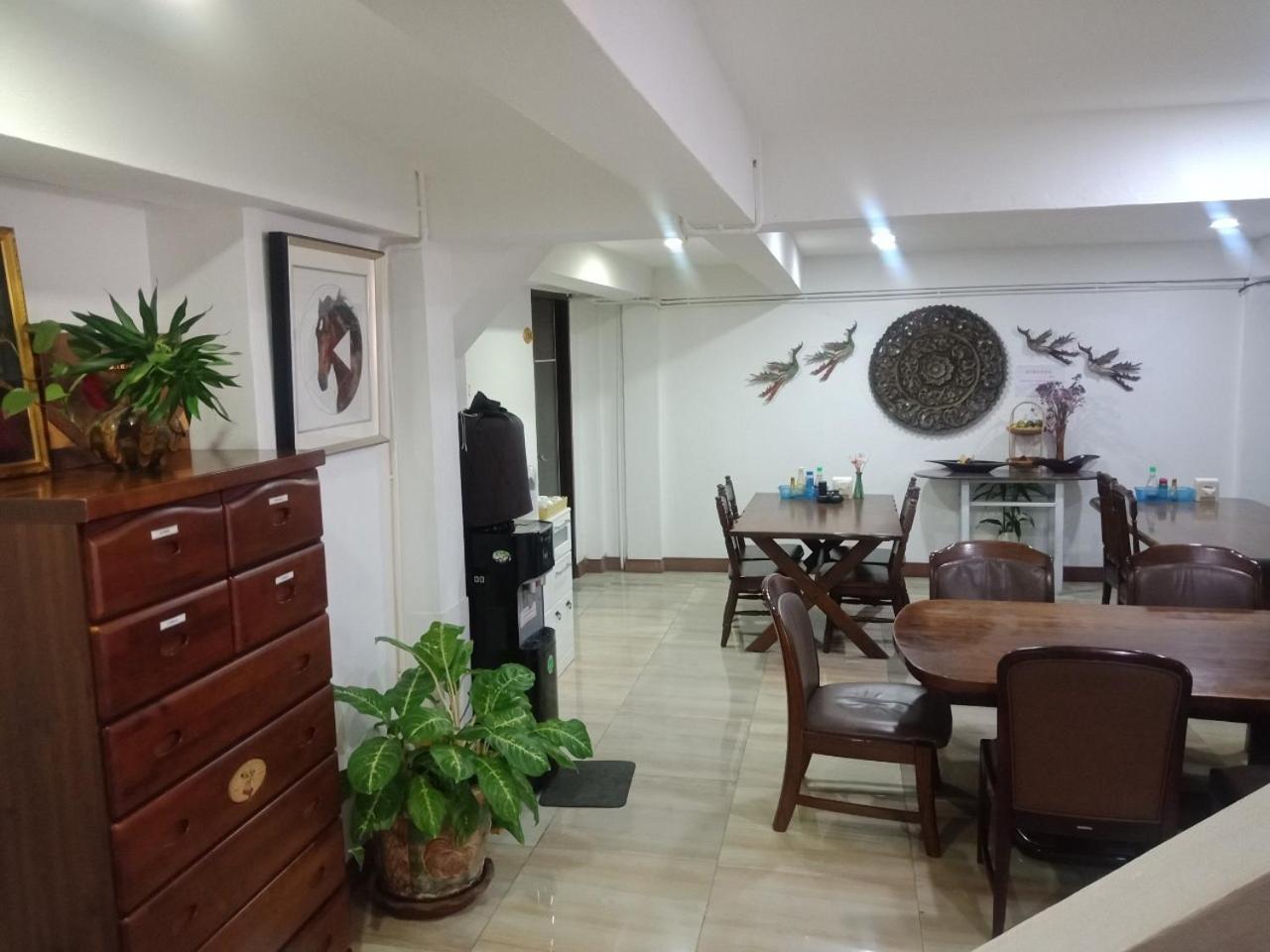 Отель A Lanna Boutique House Чиангмай Экстерьер фото