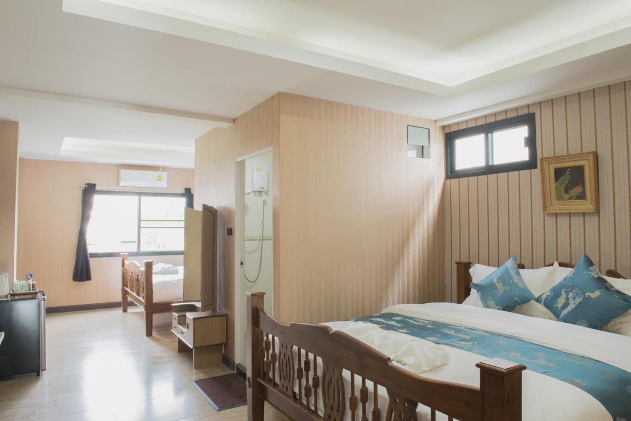 Отель A Lanna Boutique House Чиангмай Экстерьер фото