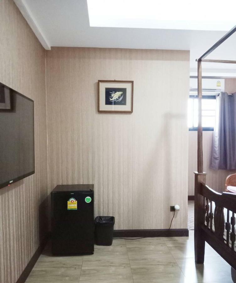 Отель A Lanna Boutique House Чиангмай Экстерьер фото