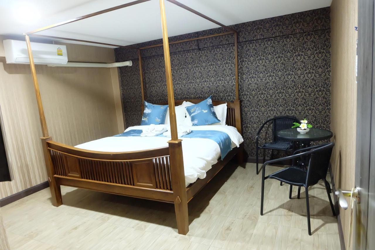 Отель A Lanna Boutique House Чиангмай Экстерьер фото